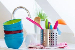 renkli mutfak gereçleri