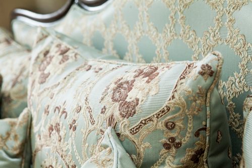 barok tarzda yastık