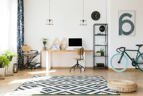 Evinizi hızlı bir şekilde temizlemek için etrafı toplu tutun