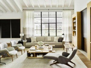 Erkeksi çizgiler kullanmayı seviyor