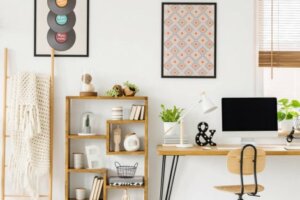 Mükemmel bir çalışma alanı için en uygun masalar