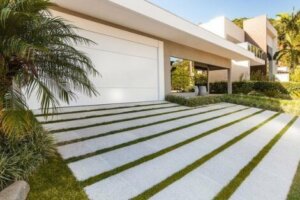 Garaj önündeki yolun dizaynı.