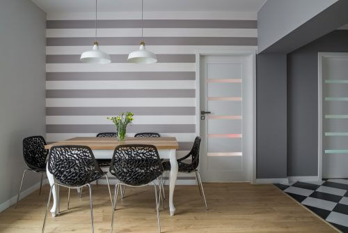 Yatay çizgilerle dekorasyon.