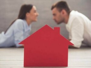 Dağınık Ev Arkadaşı İle Başa Çıkma Yolları